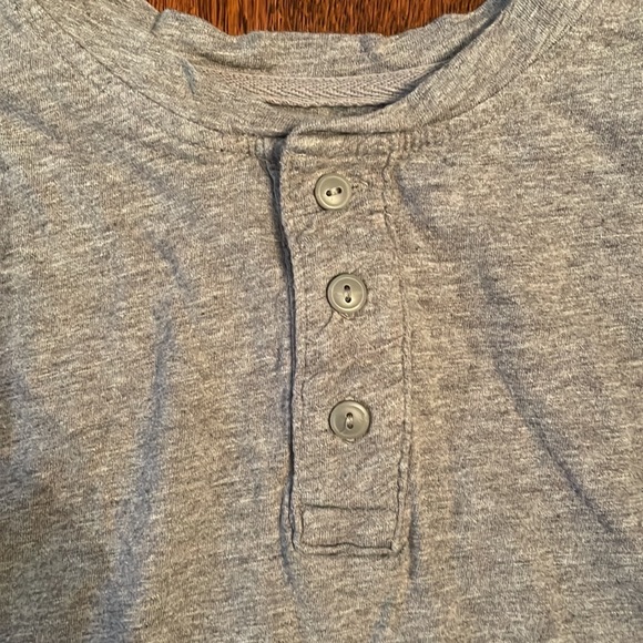 Boys size 8 long sleeve 3 shirt bundle Gap Kids Garanimals Old Navy - Picture 4 of 9